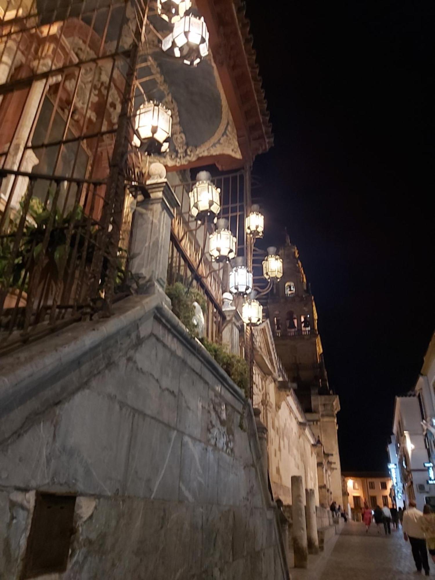 A 20 Metros De La Mezquita Catedral ,Apartamentos Turistico Cespedes 5 Кордова Номер фото